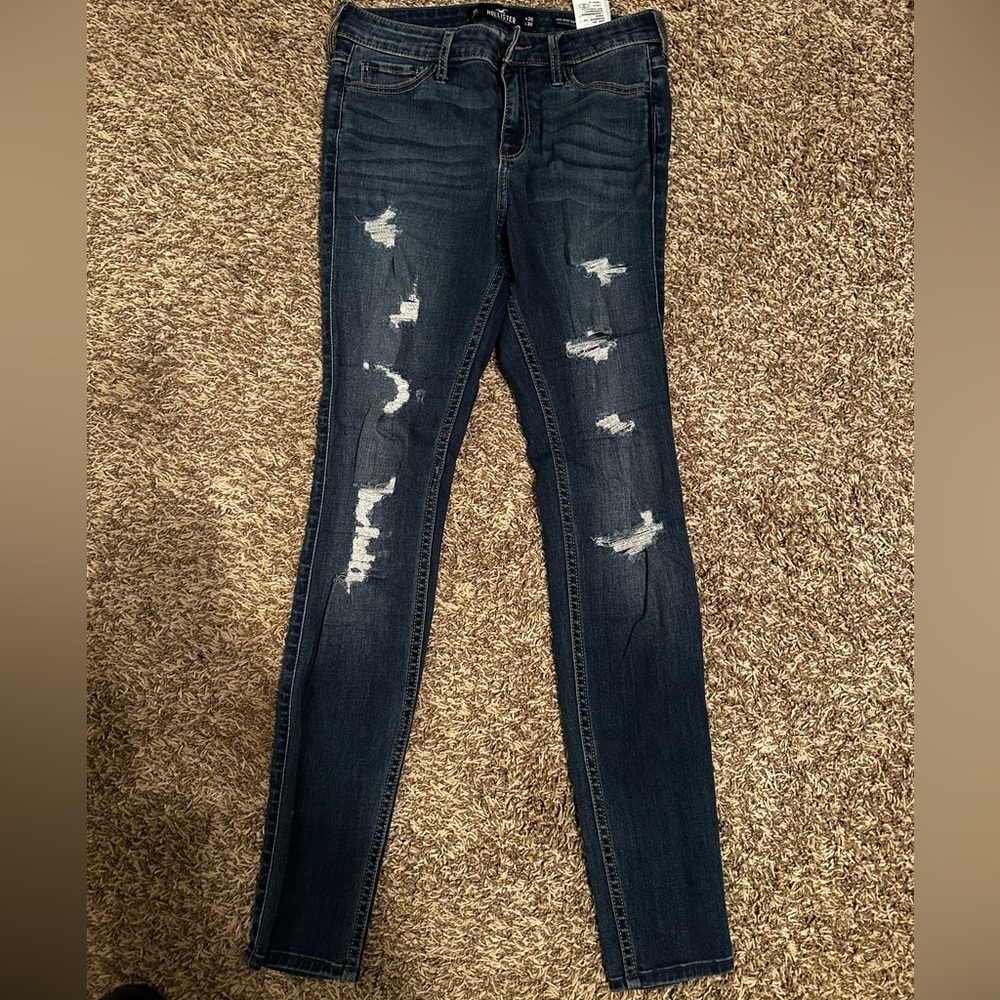 HOLLISTER Jeans⚠️ - Picture 2 of 3